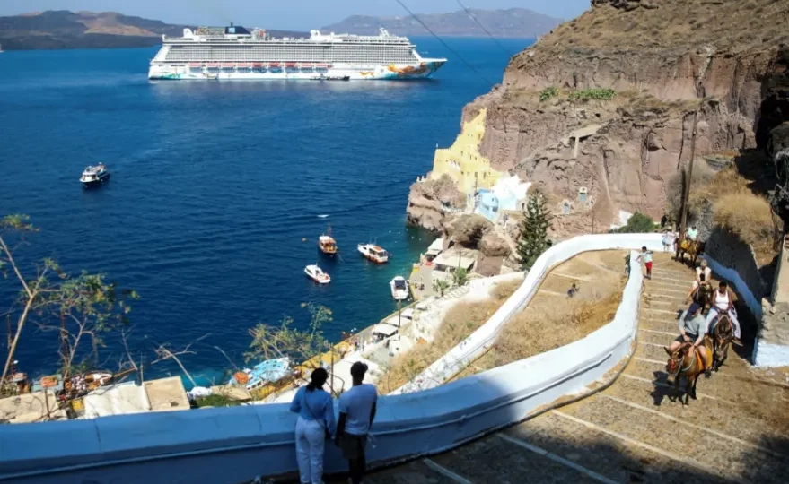 اليونان تتوقع أن تكون 2025 “سنة قياسية جديدة” للسياحة