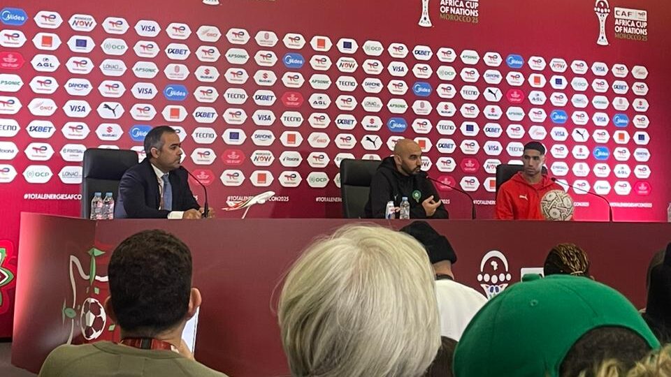 الركراكي يطالب الجماهير المغربية بالمساندة القوية لأسود الأطلس