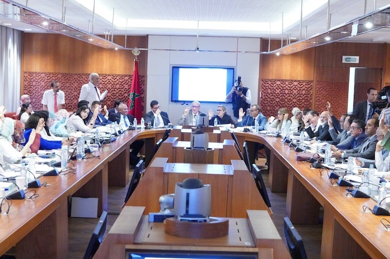لجنة التعليم بمجلس المستشارين تصادق على مشروع قانون “مجلس الصحافة”