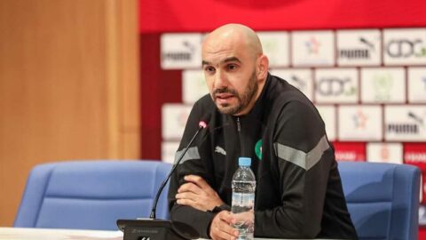 الركراكي: قدمنا مباراة رائعة وأطالب الجمهور بمواصلة دعمنا