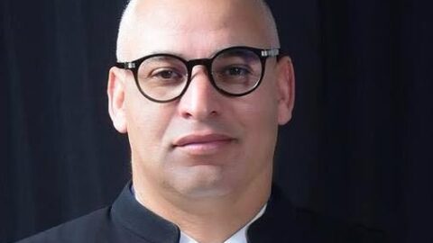 محامي يقرر سلك المساطر القانونية ضد أعضاء لجنة أخلاقيات الصحافة