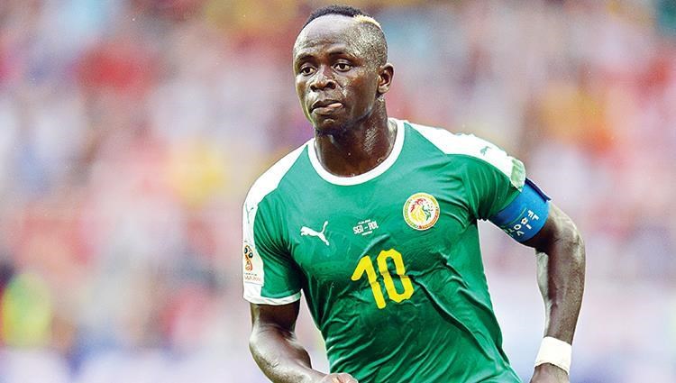 أمم إفريقيا.. ساديو مانيه يتغلب على أحزانه ويصبح أيقونة