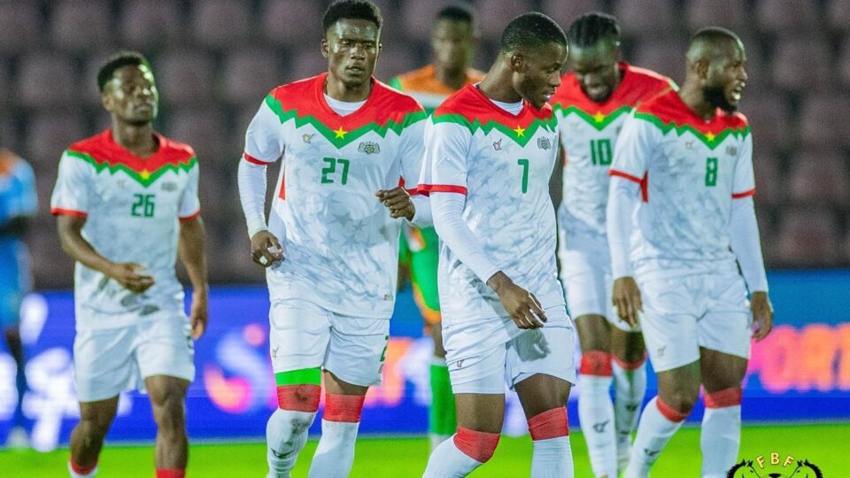 كأس إفريقيا المغرب 2025.. مدرب منتخب بوركينافاسو يكشف عن قائمة لاعبيه