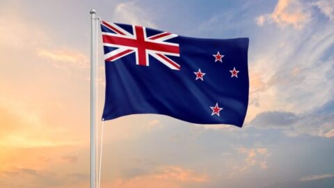 نيوزيلندا تعلن إغلاق سفارتها في إيران وإجلاء دبلوماسييها