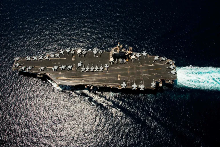 الجيش الأميركي يعلن وصول حاملة طائرات إلى الشرق الأوسط