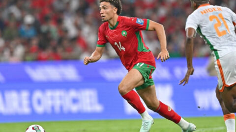 نائل العيناوي.. لاعب الإرتكاز الذهبي