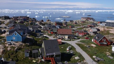“لا نريد أن نكون أميركيين”.. أحزاب غرينلاند ترفض تهديدات ترامب
