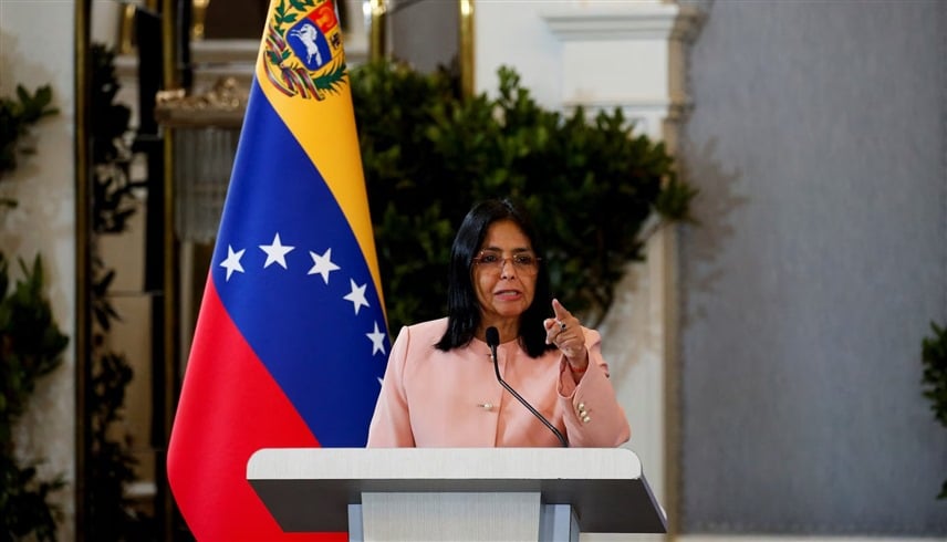 الجيش الفنزويلي يعترف بديلسي رودريغيز رئيسة بالوكالة