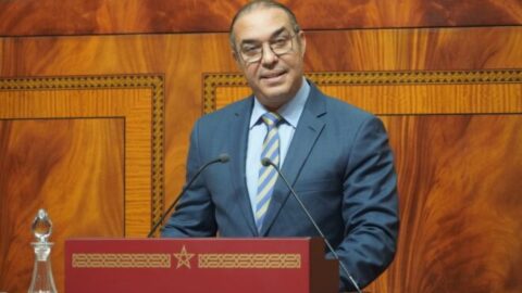 أوزين يسائل بنسعيد حول تدهور وضعية الفنان المغربي على حساب “المؤثرين”