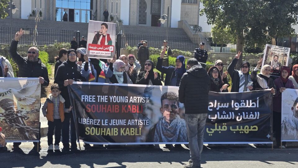 الفن ليس جريمة.. نشطاء يطالبون بسراح «الحاصل» تزامنا مع تأجيل محاكمته