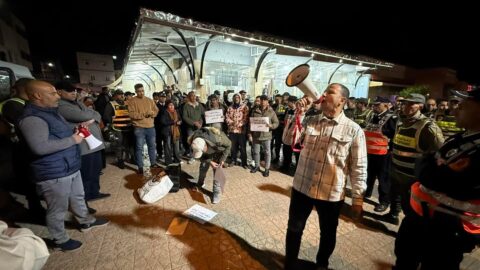 «بعدما وضعت قاصر جنينا ميتا في الشارع».. حقوقيون يخرجون للاحتجاج بخنيفرة