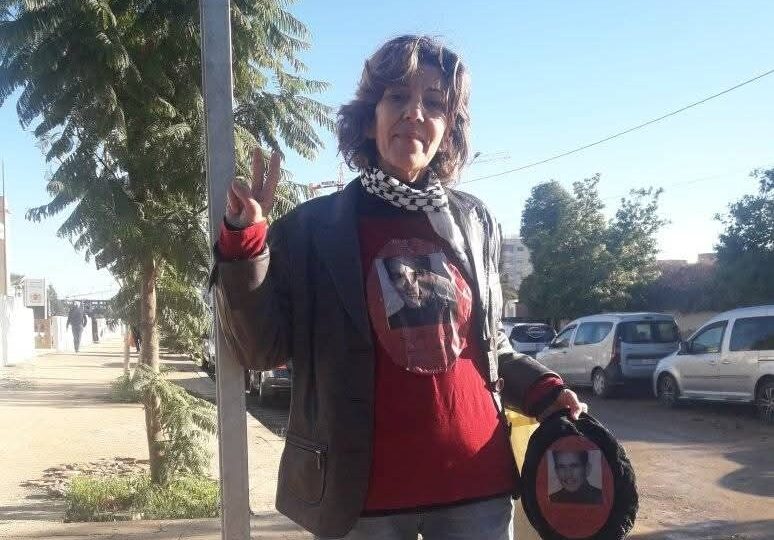 “الكافرة”.. اتهامات لجهات بتحريض قاصرين ضد ناشطة حقوقية