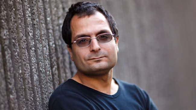 عندما ينحني القادة أمام الرئيس المتهم بالاعتداء الجنسي على الأطفال