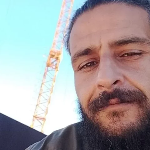 بعد احتجاجه أمام الباشوية.. توقيف محمد الوسكاري وحقوقي: القمع يطال المطالبين بحق الشغل