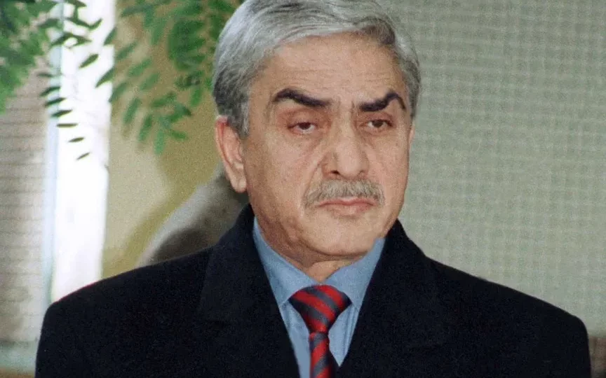 بعد صراع مع المرض.. وفاة رئيس الجزائر الأسبق اليامين زروال