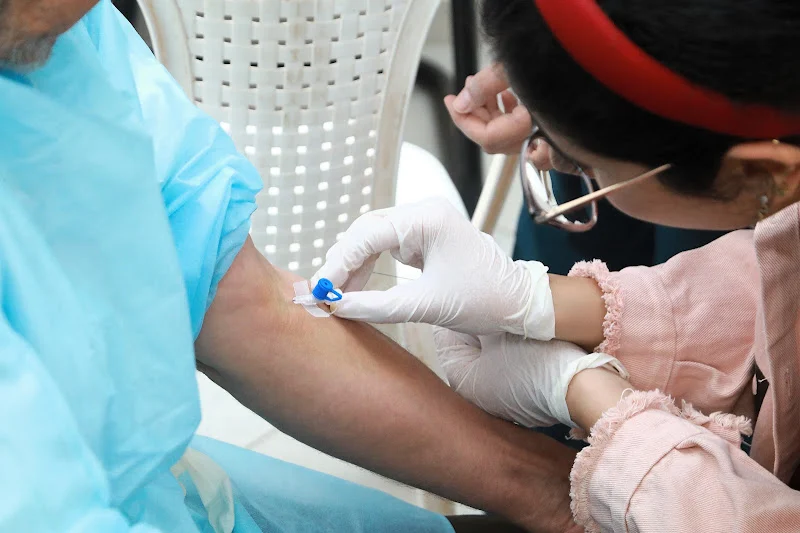 نقابيو الصحة يطالبون بإنصاف طلبة وخريجي المهن التمريضية ويرفضون “سياسة التعاقد”