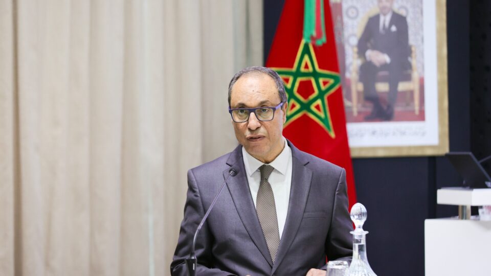 اعمارة يقترح استثمار القدرات الصناعية للمملكة لتصنيع مركبات خاصة بالعالم القروي