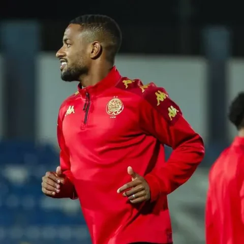 الوداد يواصل تحضيراته لمواجهة أولمبيك آسفي بمعسكر تدريبي في الوليدية