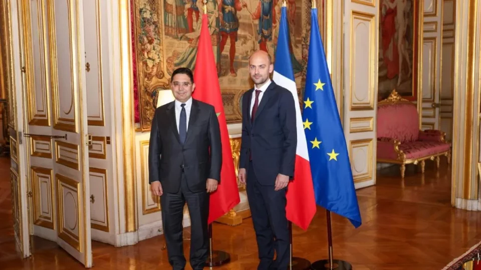 بوريطة يجري مباحثات مع وزير أوروبا والشؤون الخارجية الفرنسي