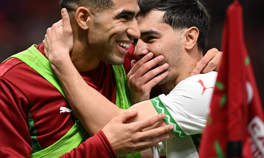 فرحة مزدوجة.. دياز وحكيمي يحتفلان بتتويج قاري وتأهل أوروبي