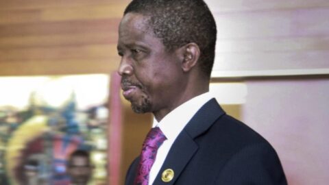 نزاع قضائي متجدد بين عائلة رئيس زامبيا السابق وحكومتها بشأن جثمانه