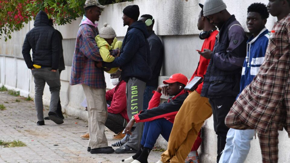 مواجهات بين مهاجرين تنتهي بوفاة شخص قرب محطة “اولاد زيان” بالبيضاء والأمن يباشر التحقيقات