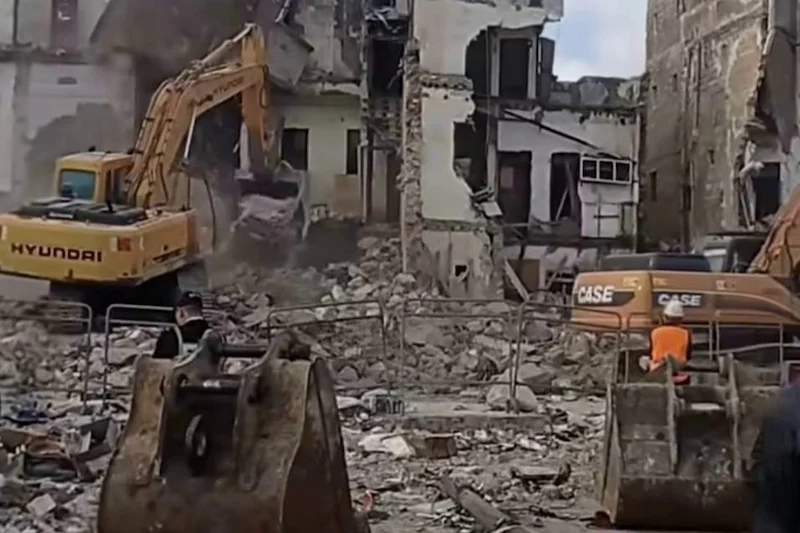 هدم “درب الرماد”.. عائلات تواجه التشرد وعائلة المنوزي تندد بطمس الذاكرة