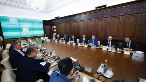 النقابات تنتقد نتائج الحوار الاجتماعي: لا جديد يذكر والقدرة الشرائية في مهب الغلاء