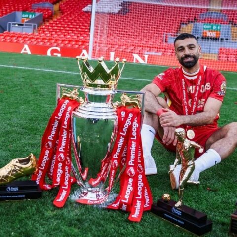 صلاح يقترب من دوري “روشن” السعودي