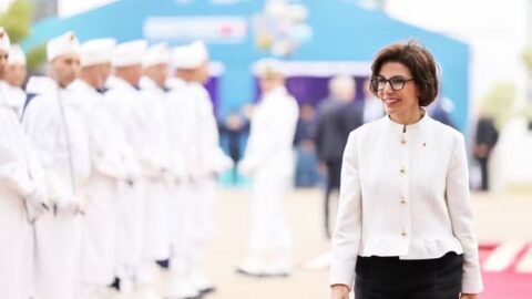 لوموند: المغرب يعيد تشكيل شبكاته في فرنسا بعد تراجع رموزه نفوذه التقليديين