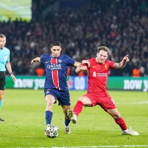 رفاق حكيمي يهزمون ليفربول بثنائية نظيفة في غياب صلاح