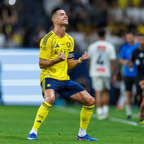 من الإصابة إلى التألق.. ثنائية رونالدو في المباراة الـ100 تُقرّبه من مجد الألف