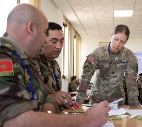 بمشاركة أكثر من 400 فرد.. “الأسد الأفريقي 2026” في المغرب يطلق برامجه الأكاديمية