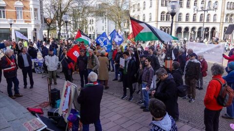 احتجاجات في ألمانيا رافضة لإنتاج فولكسفاغن أسلحة لصالح الاحتلال الإسرائيلي