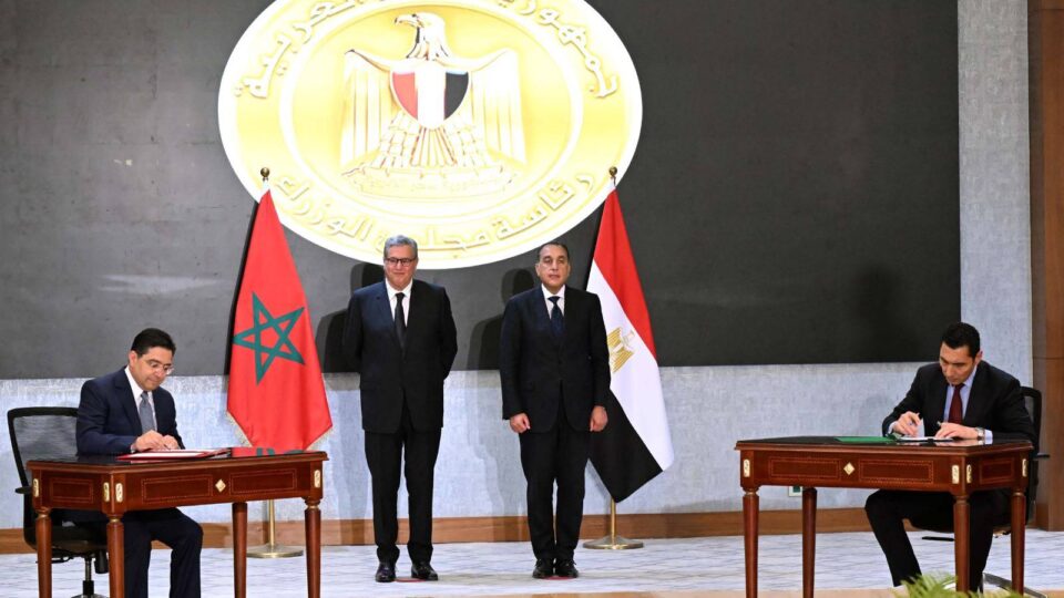 المغرب ومصر يوقعان على سلسلة اتفاقيات لتعزيز التعاون الثنائي