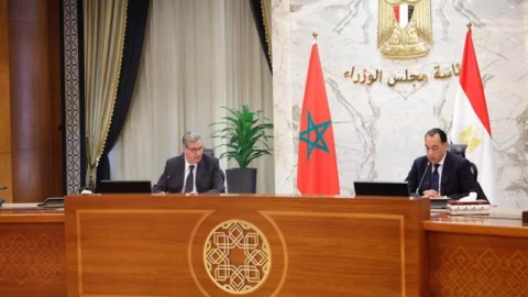 المغرب ومصر يرغبان في الارتقاء بعلاقاتهما الثنائية إلى مستوى الشراكة الاستراتيجية الشاملة