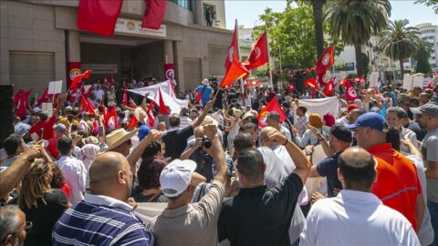 مظاهرات في تونس للمطالبة بإطلاق سراح المعتقلين السياسيين