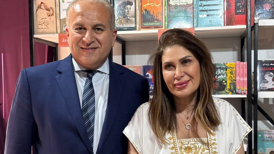 السفير المصري في المغرب يعرب عن تقديره لإسهام الكتاب المصريين في تعزيز الروابط الثقافية بين البلدين