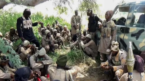 مقتل 24 شخصا في هجوم لبوكو حرام على قاعدة عسكرية في تشاد