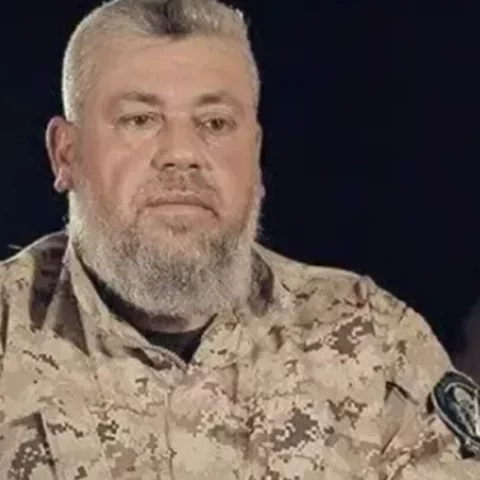 الفلسطينيون يشيعون جثمان قائد كتائب القسام عزالدين الحداد