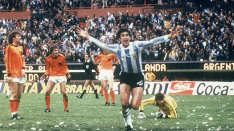 مونديال 1978.. الأرجنتين تعانق المجد العالمي وسط فرحة شعبية تاريخية