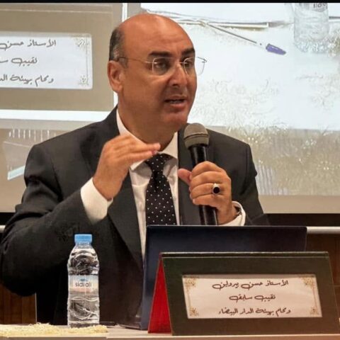 بيراوين يدعو المحامين إلى تجاوز الانتماءات الحزبية وتوحيد الصفوف للدفاع عن المهنة