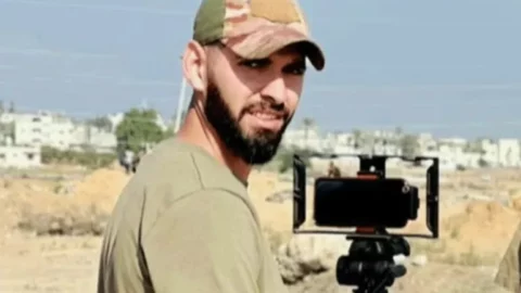 قناة الجزيرة القطرية تعلن مقتل أحد صحافييها في قصف إسرائيلي بغزة