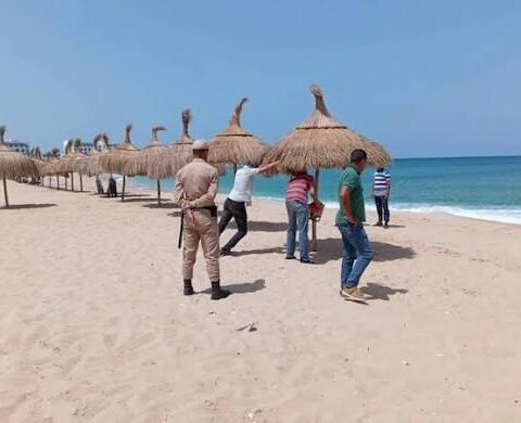 السلطات تشرع في تحرير شواطئ الدار البيضاء والمحمدية من الاستغلال العشوائي
