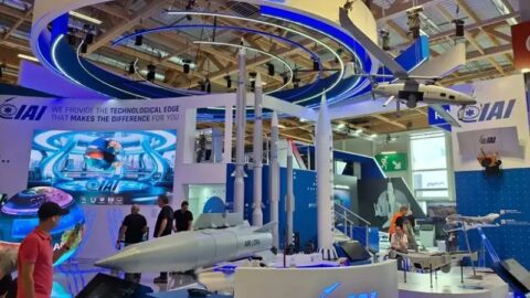 فرنسا تغلق 12 جناحا إسرائيليا في معرض تجاري مخصص للدفاع