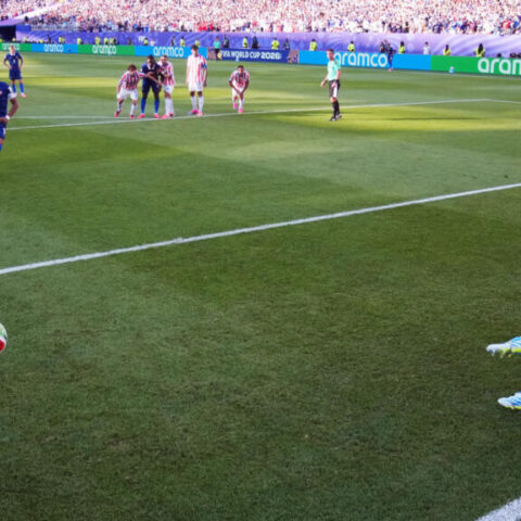مونديال 2026.. فرنسا تفوز على الباراغواي 1-0 وتلاقي المغرب في ربع النهائي