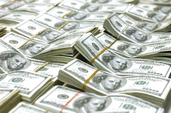 ليبيا.. ثلاثة من عائلة واحدة استفادوا من اعتمادات تفوق 146 مليون دولار