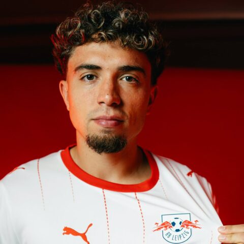 الدولي المغربي نائل العيناوي ينضم إلى لايبزيغ الألماني