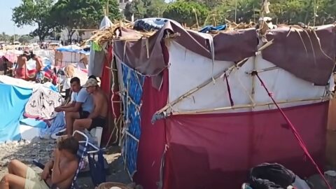 من حلم أوروبا إلى خيام سبتة.. مغاربة يعيشون على هامش الحياة