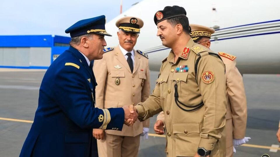 حفتر يبدأ زيارة رسمية إلى المغرب تمتد عدة أيام